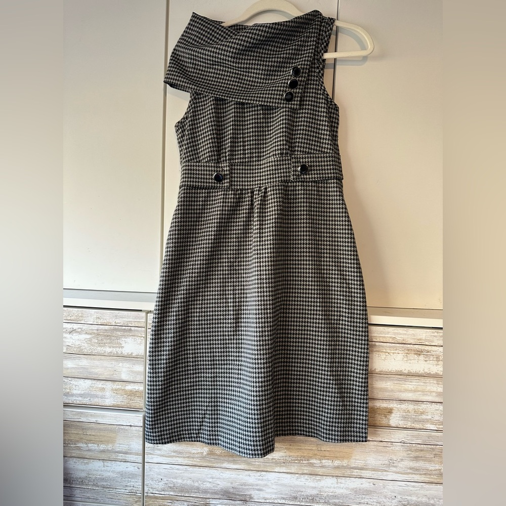 🖤🤍 Maurices Houndstooth Asymmetrical Dress Size 5/6 Black White Work Career Chic